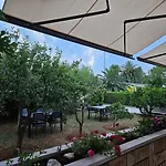 דירה Maestral