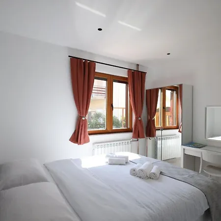 Maestral 아파트 *