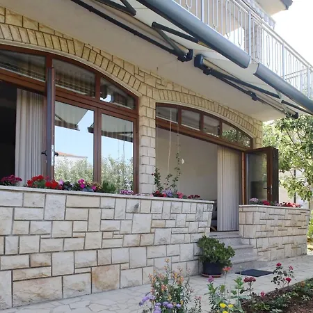 Maestral Apartament