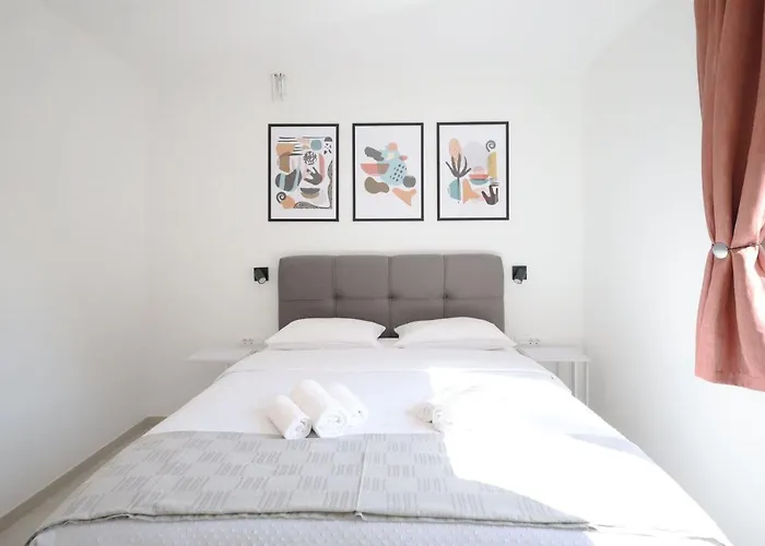 Apartament Maestral *