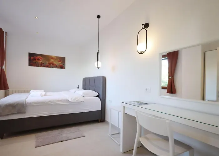 Maestral 아파트 메덜린