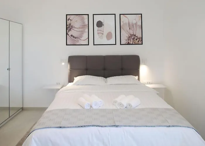 Apartament Maestral *