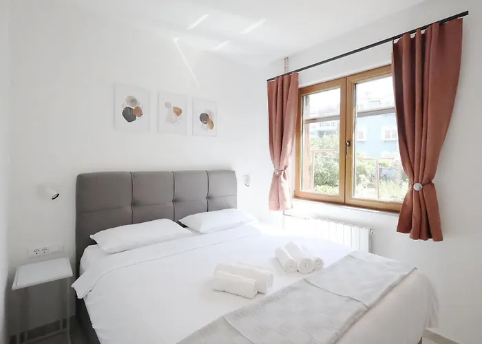 Maestral Apartament